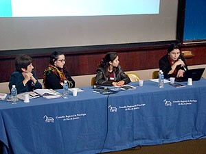 1-debate_marca-_lancamento_de_referencias_para_atuacao_em_varas_de_familia01-300x225.jpg